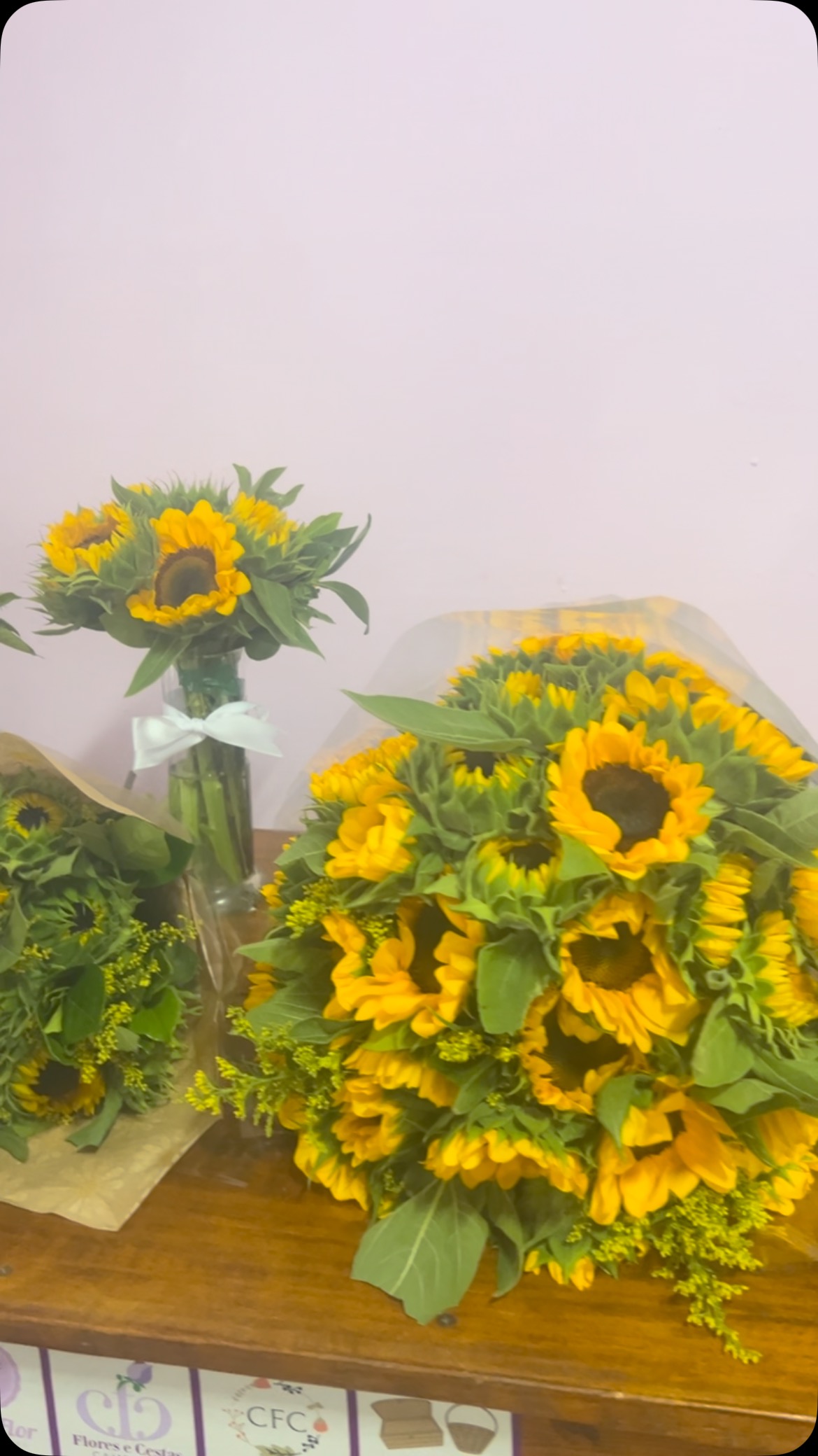 Girassóis!!!#floriculturaemcampinas #floriculturaemhortolandia #buquederosas #floricultura #floriculturaemvalinhos #rosasvermelhas #floriculturaemsumare #cestasdecafedamanha #floriculturaemvinhedo #girassol #buquegirassol