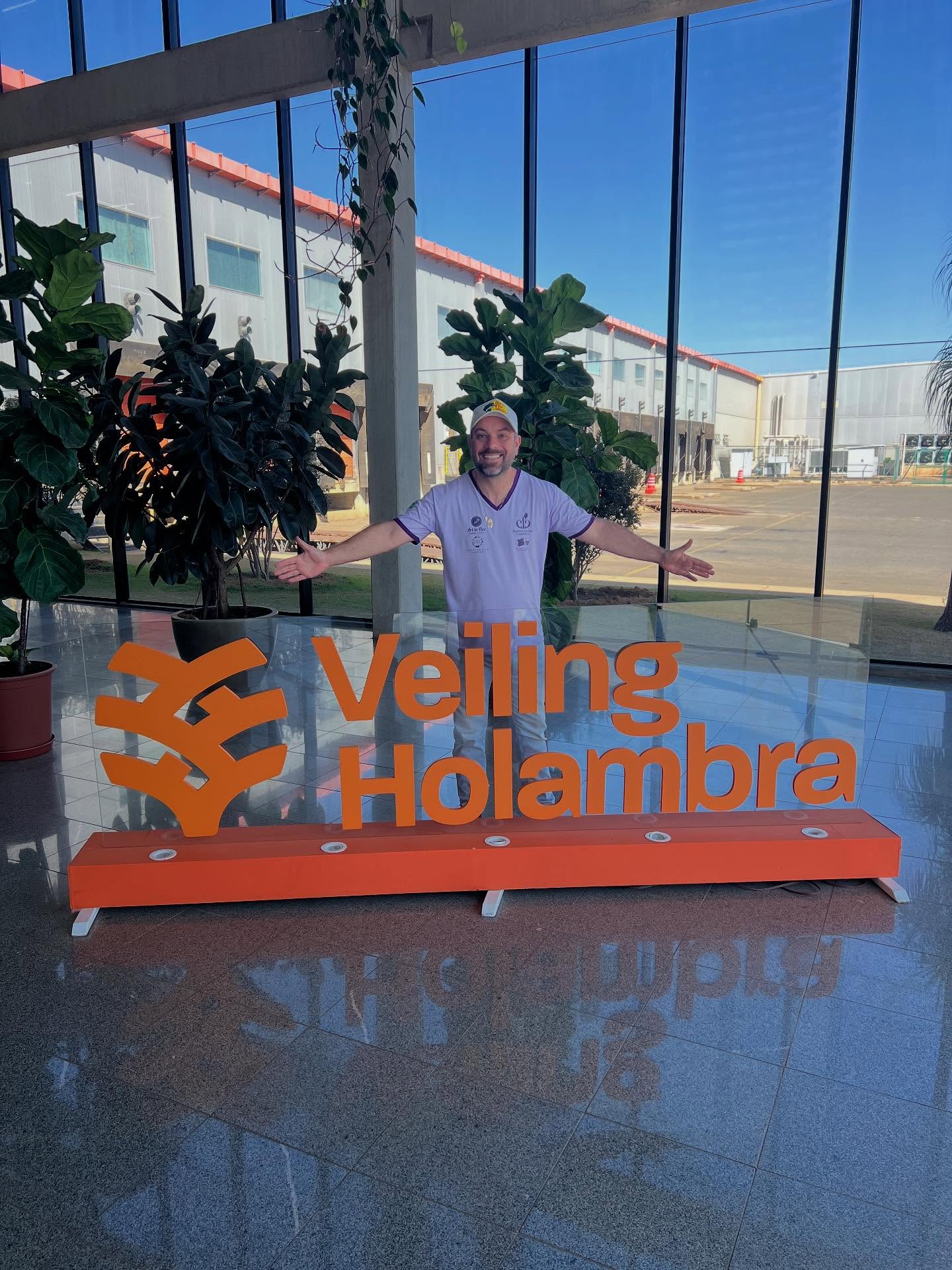 Nosso crescimento vem de DEUS, somos infinitamente gratos a todos vocês.Trabalhamos muito durante esses 7 anos e continuaremos firmes nessa jornada.Ser referência regional em flores e cestas requer um empenho e uma dedicação fora do comum.#floresecestas #buque #floresdelivery #floricultura #floriculturaemcampinas #floriculturaemindaiatuba #floriculturaemvinhedo #buquederosas
#floriculturaemhortolandia #cestasdecafe
#floriculturaempaulínia #buqueamarelo
#floriculturaemsumaré #rosascolombianas