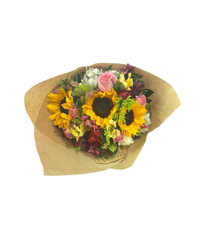 Buquê Misto de rosas e Flores do Campo